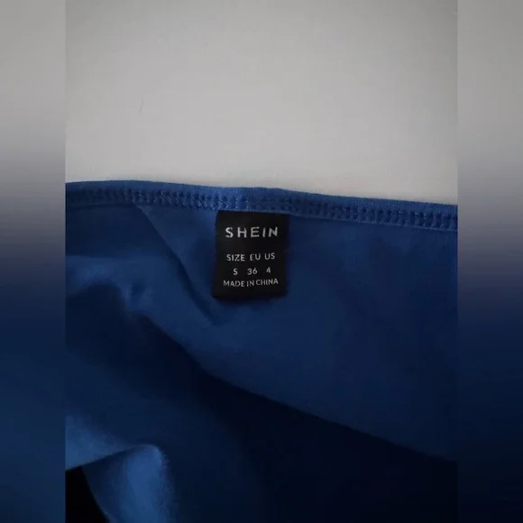 SHEIN EZWEAR SOLID CROP CAMI TOP ROYAL BLUE SIZE SMALL BARELY WORN - Picture 6 of 7